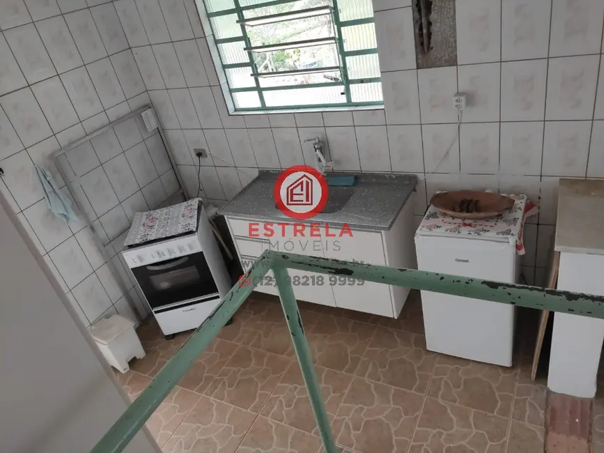 Foto 7 de Chácara com 2 quartos à venda, 800m2 em Jardim Colônia, Jacarei - SP