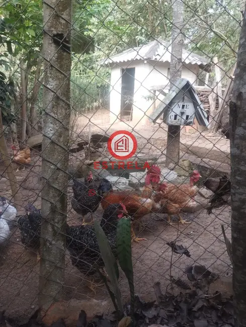 Foto 9 de Chácara com 2 quartos à venda, 800m2 em Jardim Colônia, Jacarei - SP