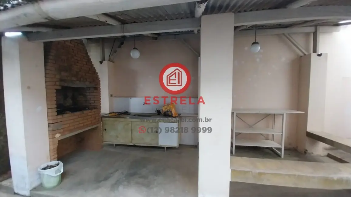 Foto 8 de Casa com 2 quartos à venda, 112m2 em Centro, Jacarei - SP