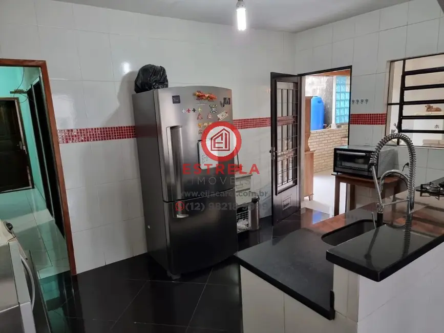 Foto 5 de Casa com 4 quartos à venda, 434m2 em Jardim Pereira do Amparo, Jacarei - SP