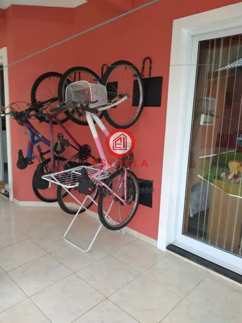 Foto 7 de Casa de Condomínio com 3 quartos à venda, 220m2 em Loteamento Villa Branca, Jacarei - SP