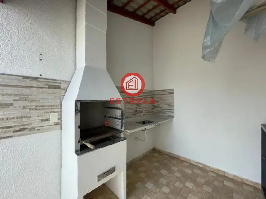 Foto 2 de Casa com 3 quartos à venda, 160m2 em Centro, Jacarei - SP