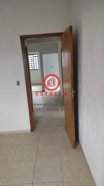 Foto 3 de Casa com 2 quartos à venda, 250m2 em Jardim Paraíso, Jacarei - SP