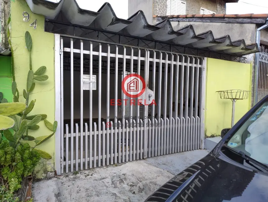 Foto 1 de Casa com 2 quartos à venda, 125m2 em Jardim das Oliveiras, Jacarei - SP