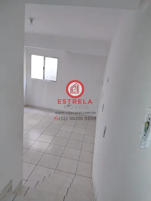 Foto 2 de Casa com 2 quartos à venda, 125m2 em Jardim das Oliveiras, Jacarei - SP