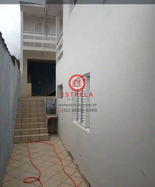 Foto 1 de Casa com 3 quartos à venda, 180m2 em Jardim Bela Vista, Jacarei - SP