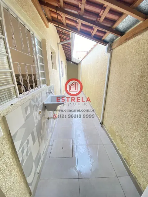 Foto 5 de Casa de Condomínio com 2 quartos à venda, 86m2 em Parque Santo Antônio, Jacarei - SP