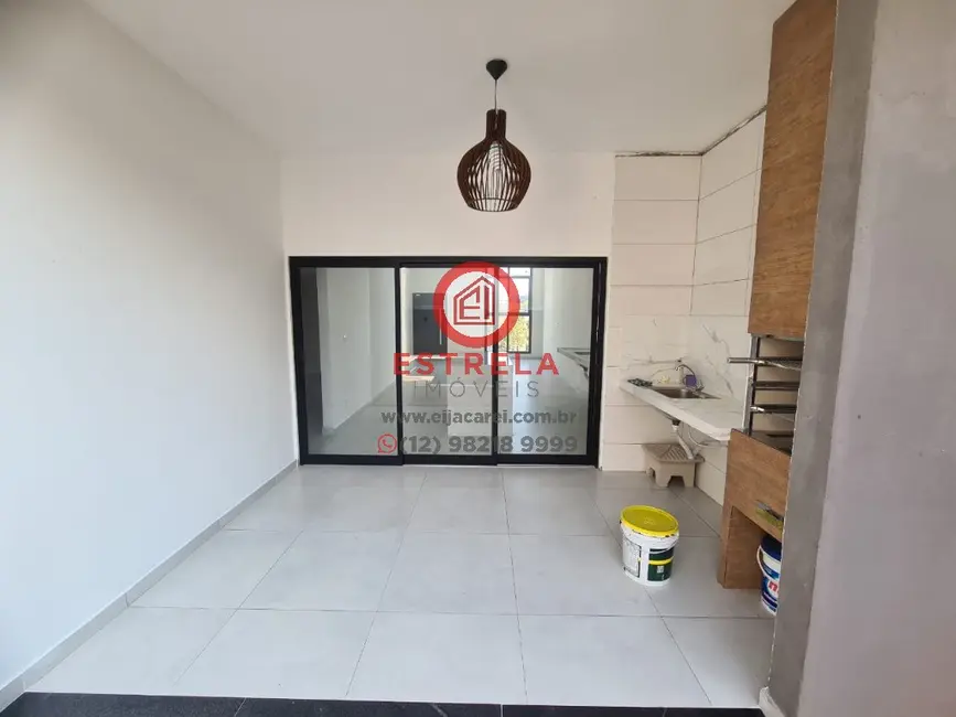 Foto 3 de Casa de Condomínio com 3 quartos à venda, 142m2 em Condomínio Vem Viver Jacareí, Jacarei - SP