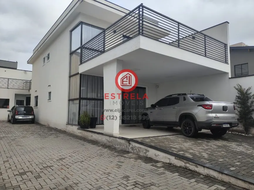 Foto 1 de Sala Comercial com 3 quartos à venda, 215m2 em Loteamento Villa Branca, Jacarei - SP