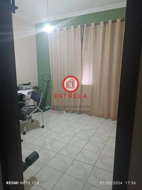 Foto 3 de Casa com 4 quartos à venda, 500m2 em Jardim Califórnia, Jacarei - SP