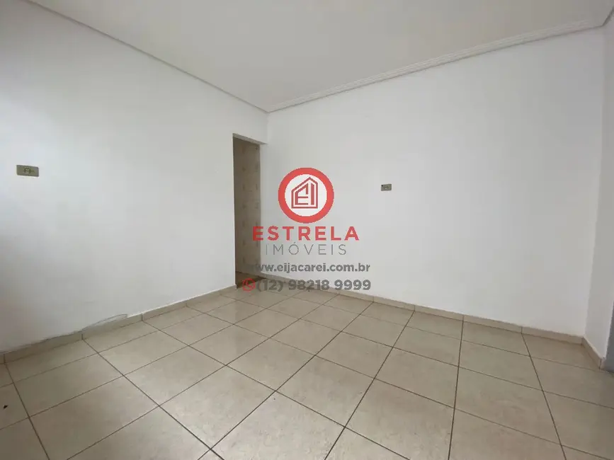 Foto 3 de Casa com 2 quartos à venda, 68m2 em Vila Aprazível, Jacarei - SP