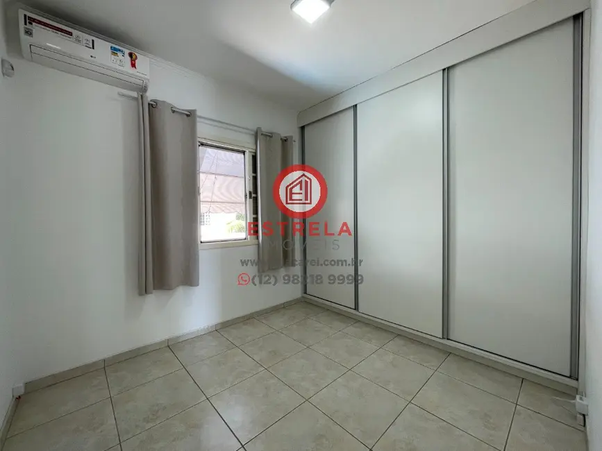 Foto 8 de Casa com 3 quartos à venda, 243m2 em Loteamento Villa Branca, Jacarei - SP