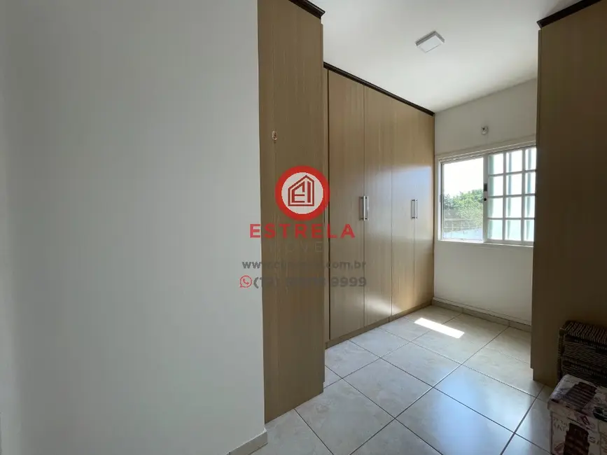 Foto 3 de Casa com 3 quartos à venda, 243m2 em Loteamento Villa Branca, Jacarei - SP