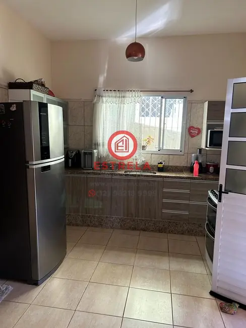 Foto 2 de Casa com 4 quartos à venda e para alugar, 250m2 em Vila Formosa, Jacarei - SP