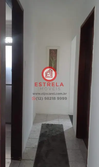 Foto 6 de Casa com 4 quartos à venda, 127m2 em Parque Santo Antônio, Jacarei - SP