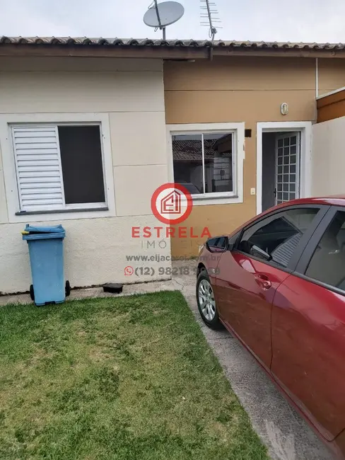 Foto 1 de Casa de Condomínio com 2 quartos à venda, 44m2 em Jardim Marcondes, Jacarei - SP