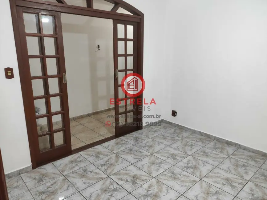 Casa com 3 quartos à venda, 100m2 em Parque Nova América, Jacarei - SP - imagem 6 Foto 6 de Casa com 3 quartos à venda, 100m2 em Parque Nova América, Jacarei - SP