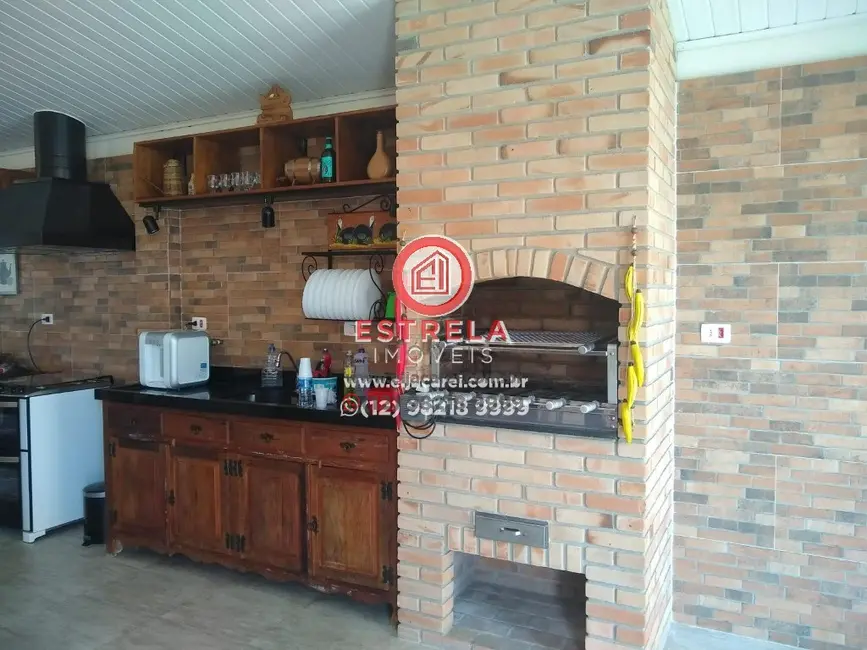 Casa de Condomínio com 4 quartos à venda, 650m2 em Jardim Santa Maria, Jacarei - SP - imagem 3 Foto 3 de Casa de Condomínio com 4 quartos à venda, 650m2 em Jardim Santa Maria, Jacarei - SP