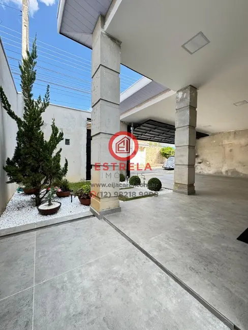 Foto 4 de Casa com 4 quartos à venda, 250m2 em Jardim Terras de São João, Jacarei - SP