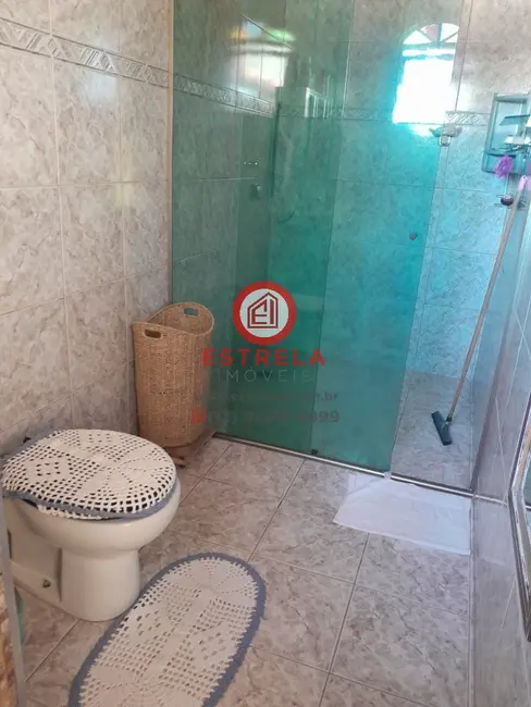 Foto 9 de Casa com 3 quartos à venda, 113m2 em Parque Califórnia, Jacarei - SP