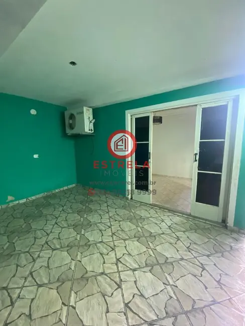 Foto 5 de Casa com 2 quartos à venda, 85m2 em Jardim Paraíso, Jacarei - SP