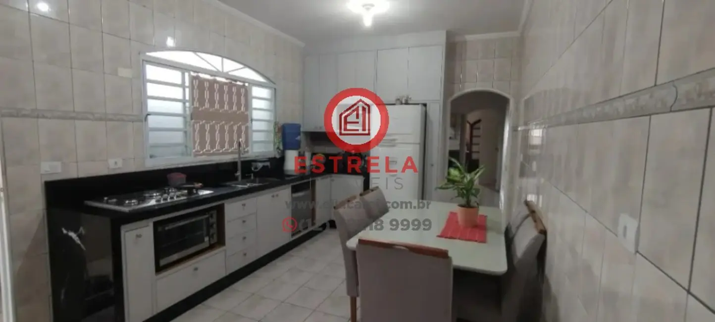 Foto 1 de Casa com 3 quartos à venda, 130m2 em Jardim Primavera, Jacarei - SP
