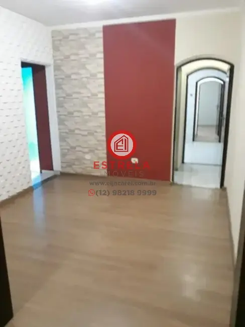 Foto 2 de Casa com 2 quartos à venda, 98m2 em Jardim do Portal, Jacarei - SP