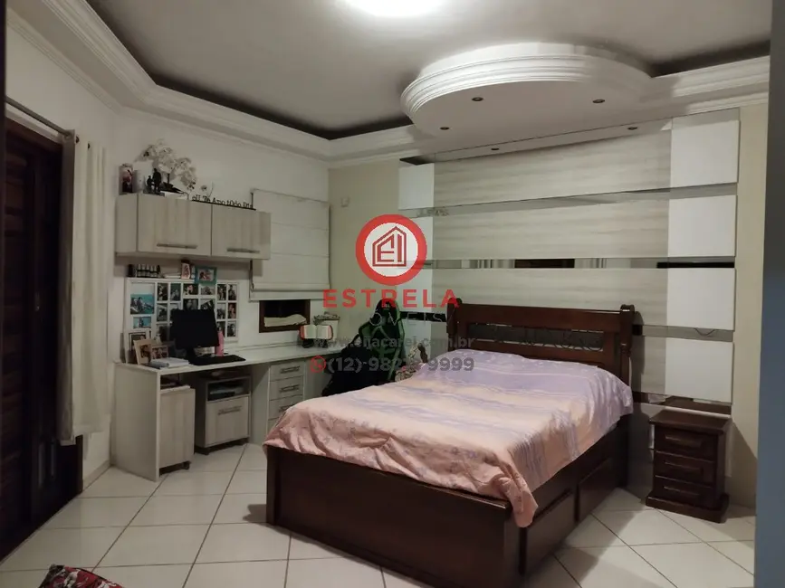 Foto 6 de Casa com 3 quartos à venda, 240m2 em Jardim Bela Vista, Jacarei - SP