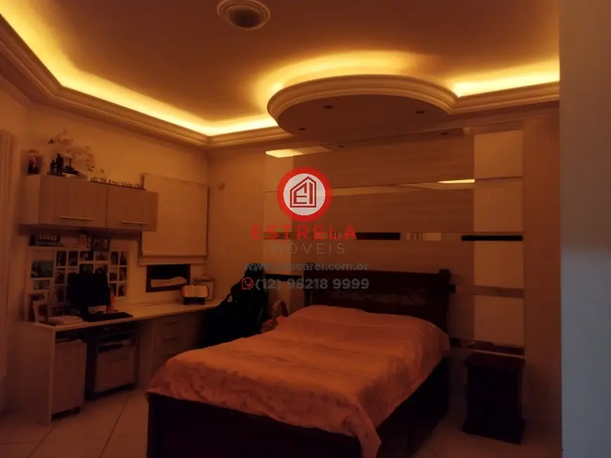 Foto 8 de Casa com 3 quartos à venda, 240m2 em Jardim Bela Vista, Jacarei - SP