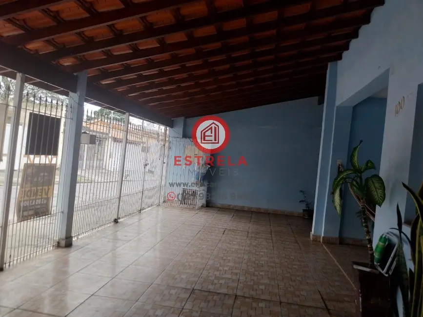 Foto 3 de Casa com 2 quartos à venda, 124m2 em Jardim das Indústrias, Jacarei - SP