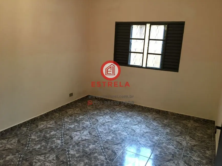 Casa com 2 quartos para alugar, 100m2 em Jardim São Gabriel, Jacarei - SP - imagem 3 Foto 3 de Casa com 2 quartos para alugar, 100m2 em Jardim São Gabriel, Jacarei - SP