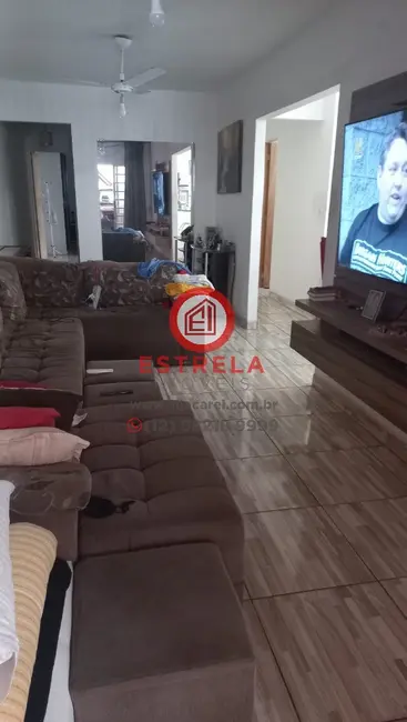 Foto 2 de Casa com 2 quartos à venda, 141m2 em Parque Califórnia, Jacarei - SP