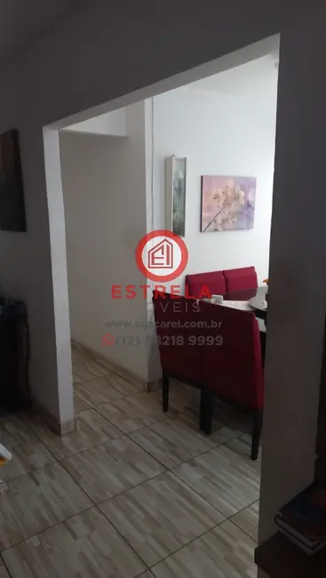 Foto 3 de Casa com 2 quartos à venda, 141m2 em Parque Califórnia, Jacarei - SP