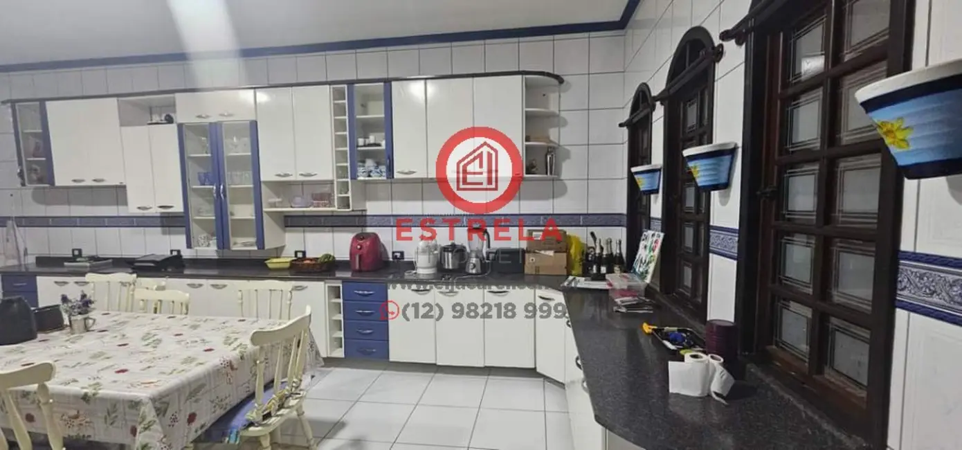 Foto 7 de Casa com 5 quartos à venda, 300m2 em Jardim Flórida, Jacarei - SP