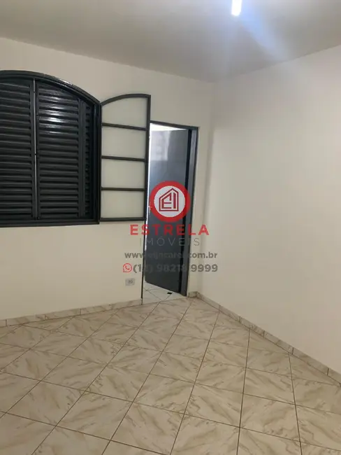 Foto 6 de Casa com 3 quartos à venda, 134m2 em Parque Califórnia, Jacarei - SP