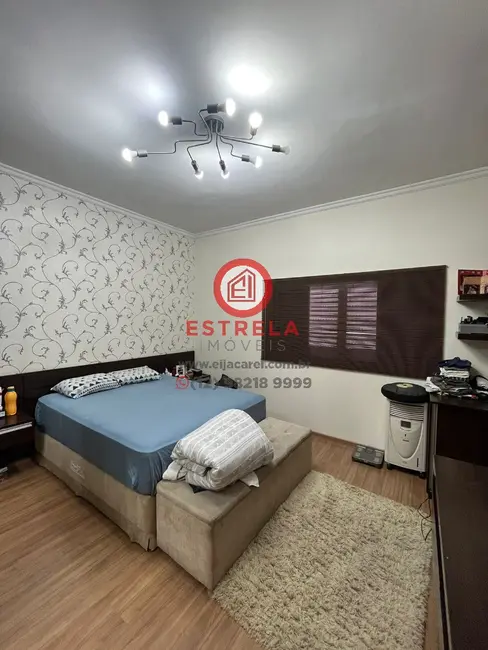 Foto 9 de Casa com 3 quartos à venda, 430m2 em Loteamento Villa Branca, Jacarei - SP