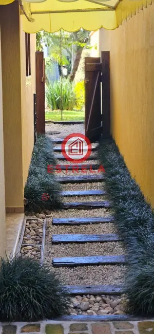 Foto 3 de Casa de Condomínio com 3 quartos à venda, 280m2 em Loteamento Villa Branca, Jacarei - SP