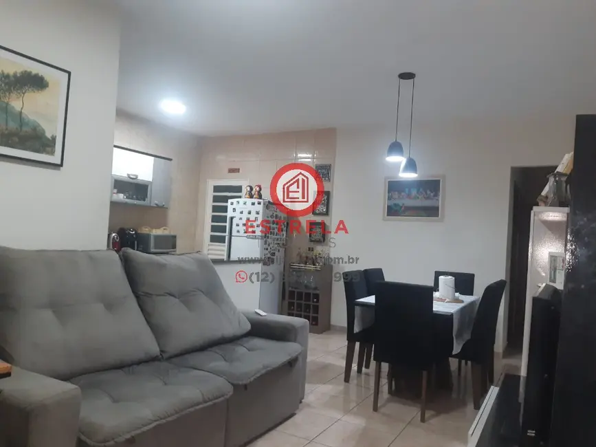 Foto 5 de Casa com 2 quartos à venda, 69m2 em Jardim Santa Marina, Jacarei - SP