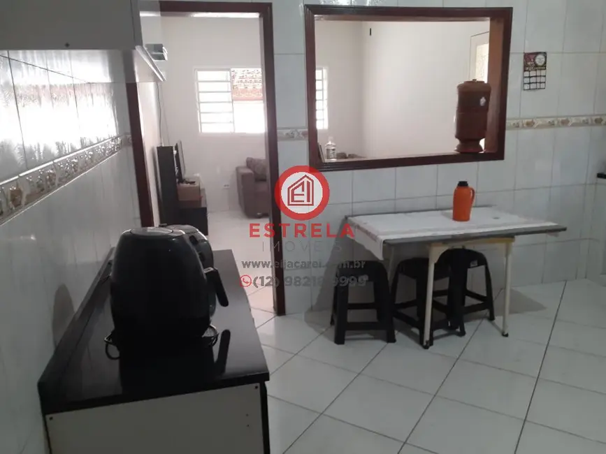 Foto 5 de Casa com 2 quartos à venda, 87m2 em Jardim Santa Marina, Jacarei - SP