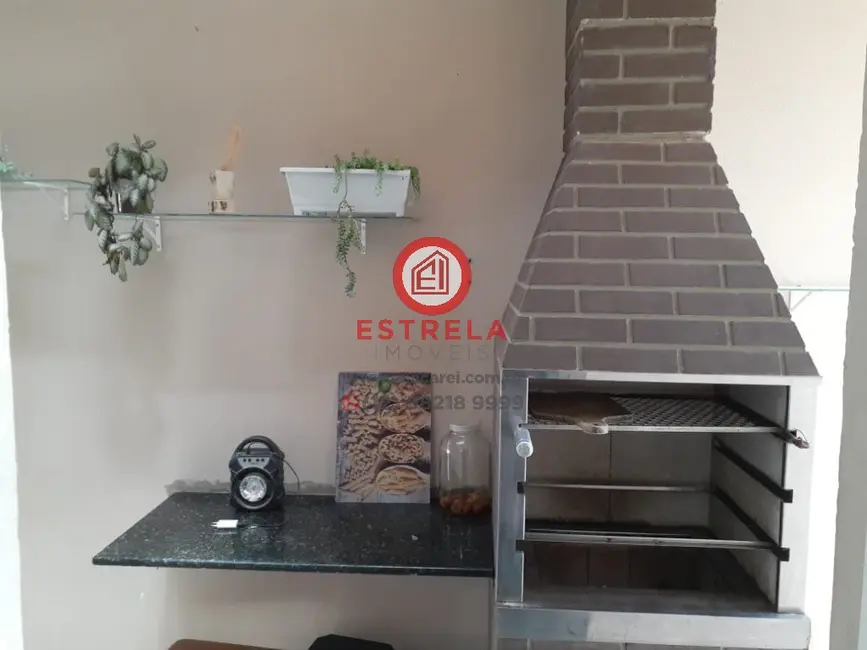 Foto 4 de Casa com 2 quartos à venda, 87m2 em Jardim Santa Marina, Jacarei - SP