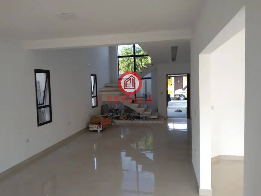 Foto 6 de Casa com 3 quartos à venda, 212m2 em Loteamento Villa Branca, Jacarei - SP