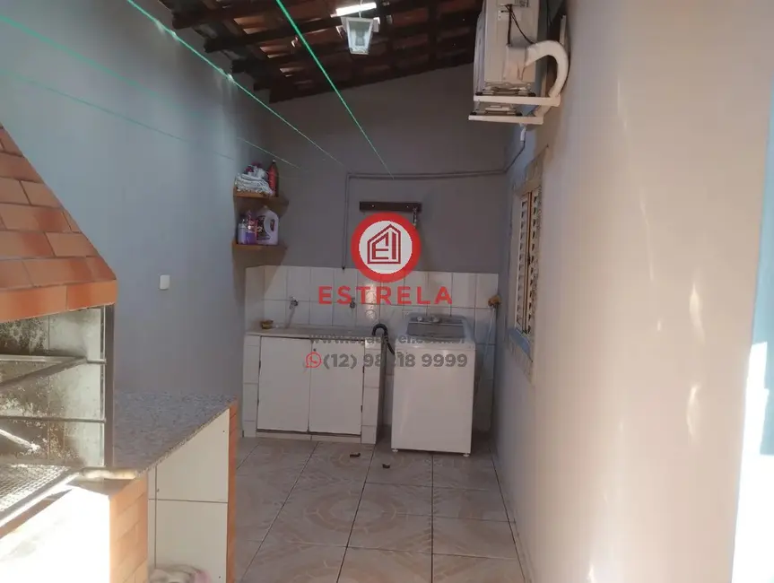 Foto 5 de Casa com 2 quartos à venda, 140m2 em Parque dos Príncipes, Jacarei - SP