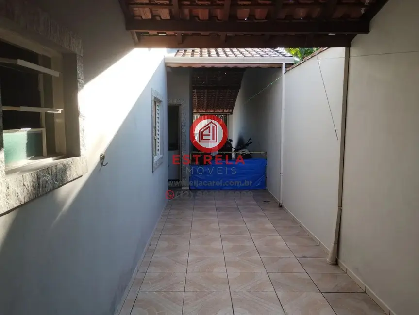 Foto 4 de Casa com 2 quartos à venda, 140m2 em Parque dos Príncipes, Jacarei - SP