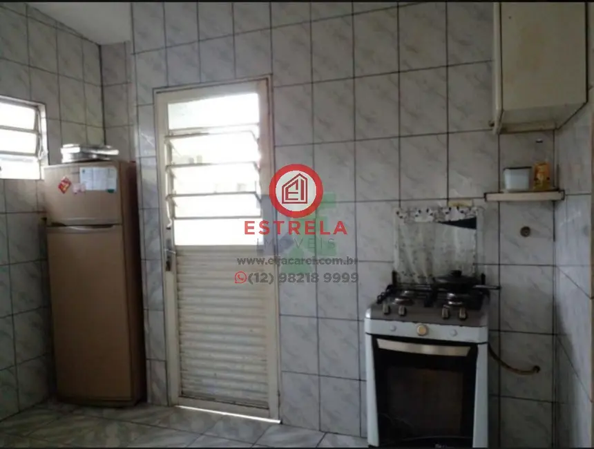 Foto 4 de Casa com 2 quartos à venda, 178m2 em Jardim Flórida, Jacarei - SP