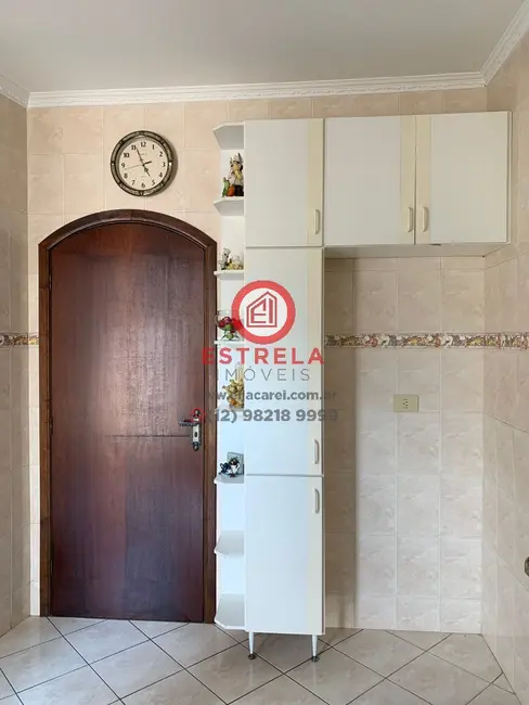 Foto 9 de Casa com 4 quartos à venda, 222m2 em Jardim Liberdade, Jacarei - SP