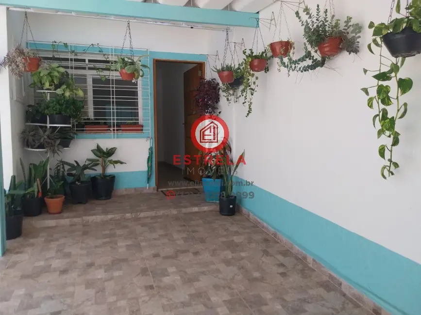 Foto 2 de Casa com 2 quartos à venda, 126m2 em Parque Itamarati, Jacarei - SP