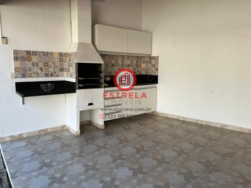 Foto 1 de Casa com 3 quartos à venda, 140m2 em Jardim Califórnia, Jacarei - SP