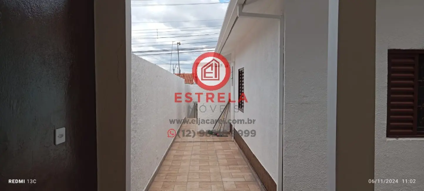 Foto 3 de Casa com 2 quartos à venda, 117m2 em Parque Califórnia, Jacarei - SP