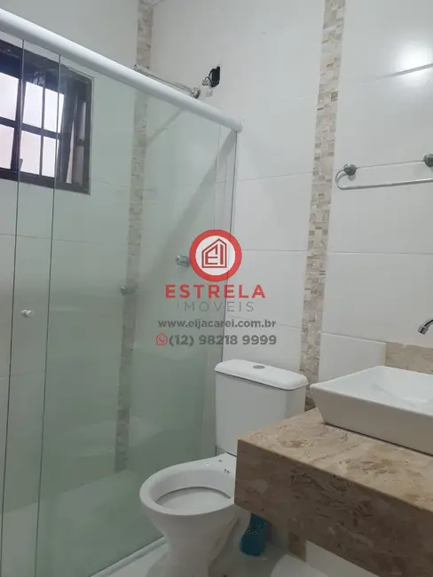 Foto 7 de Casa com 2 quartos à venda, 190m2 em Jardim Emília, Jacarei - SP