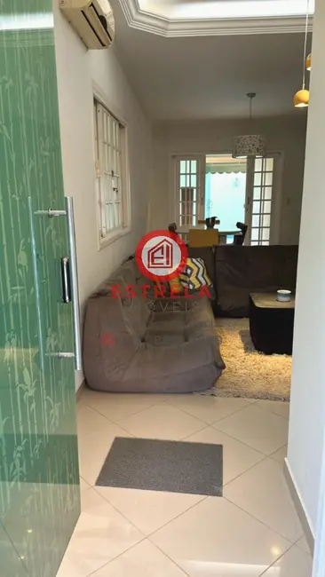 Casa de Condomínio com 3 quartos para alugar, 160m2 em Jardim Santa Maria, Jacarei - SP - imagem 8 Foto 8 de Casa de Condomínio com 3 quartos para alugar, 160m2 em Jardim Santa Maria, Jacarei - SP